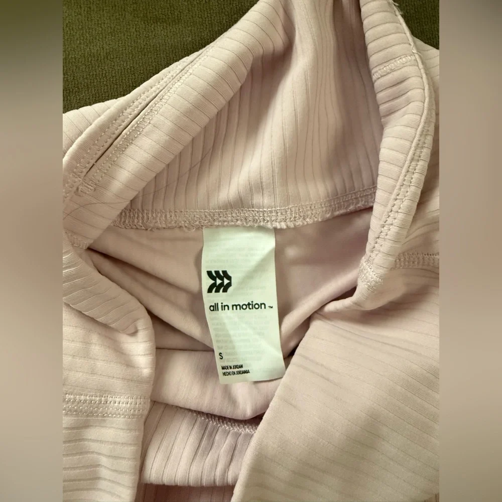 All in Motion Light Pink Ribbed Set - Picture 13 of 13